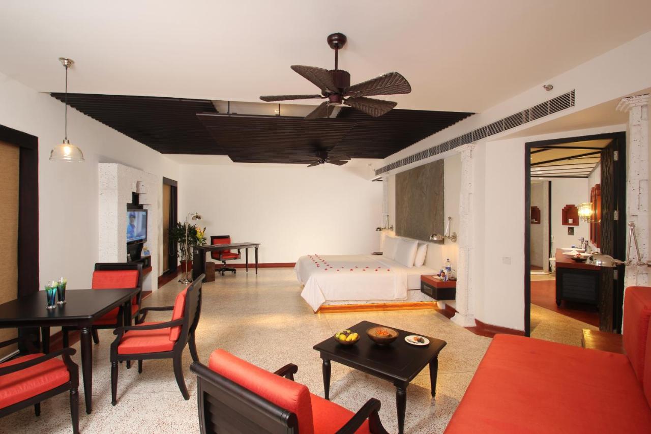 Plumeria Lake Resort & Spa Vayalar Bagian luar foto