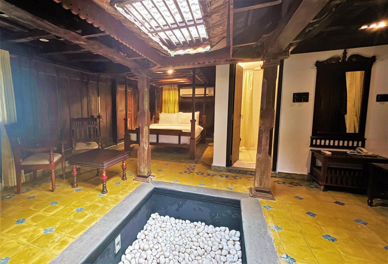 Plumeria Lake Resort & Spa Vayalar Bagian luar foto
