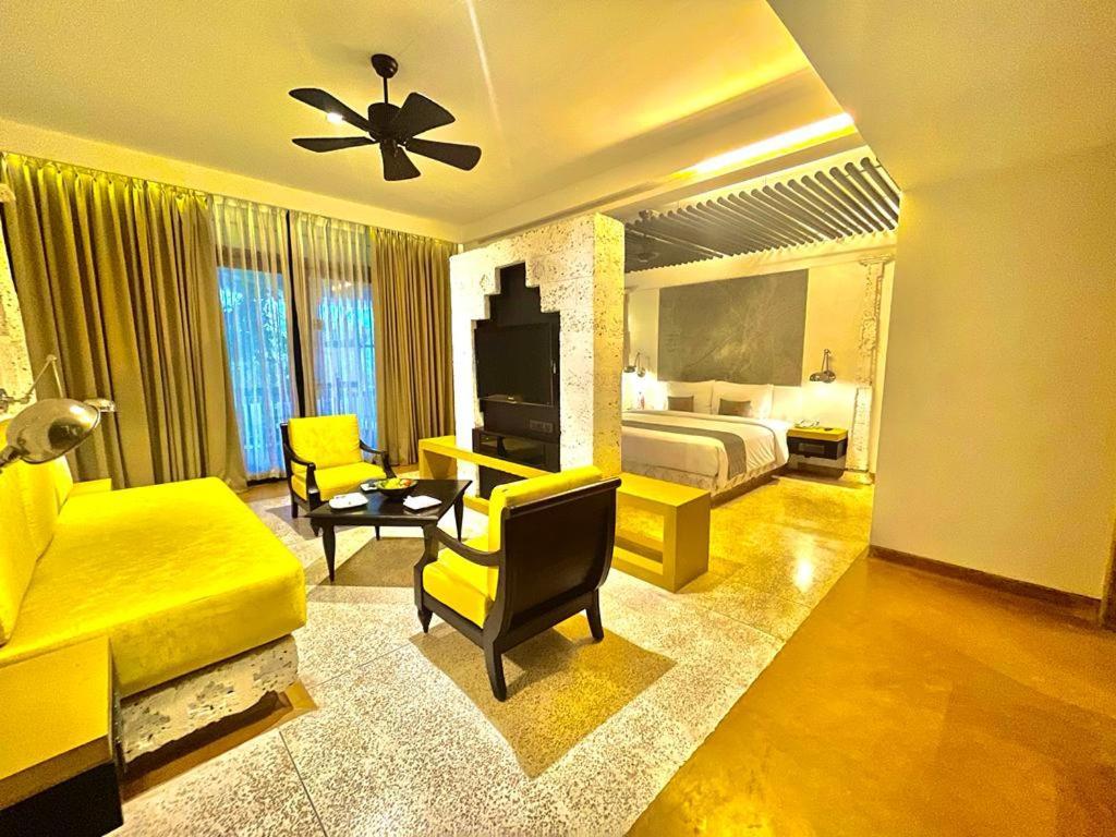 Plumeria Lake Resort & Spa Vayalar Bagian luar foto