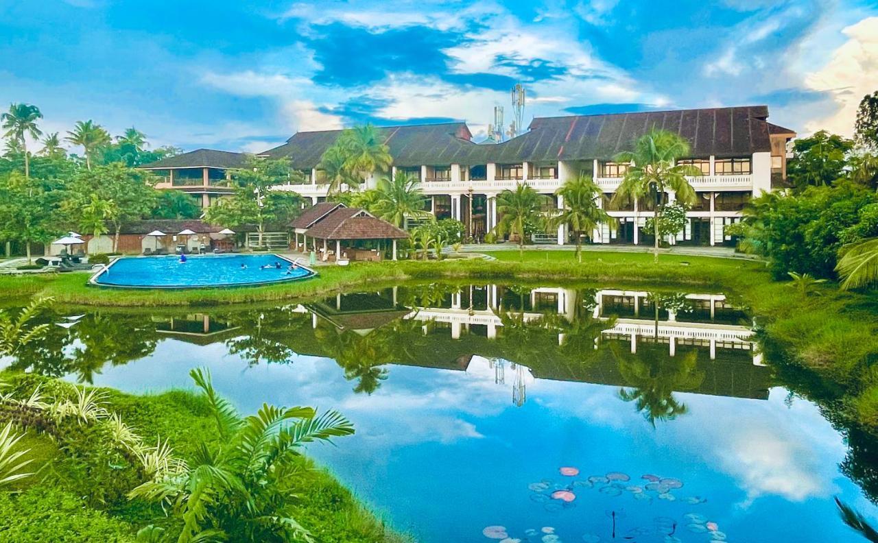 Plumeria Lake Resort & Spa Vayalar Bagian luar foto